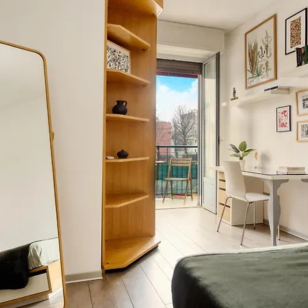 Apartment Luxury Flat Design District - Isola Milan